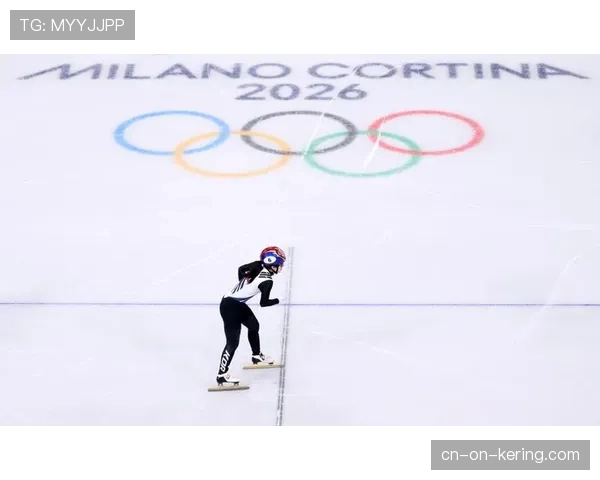 韩国选手金吉莉短道速滑女子1500米夺金，崔敏静摘银美国斯托达德获铜